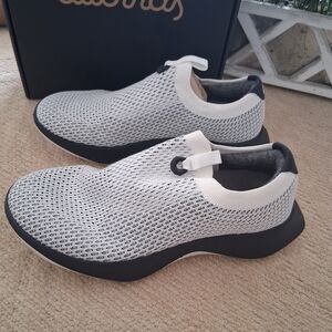 Allbirds Black and White Women's Sneakers